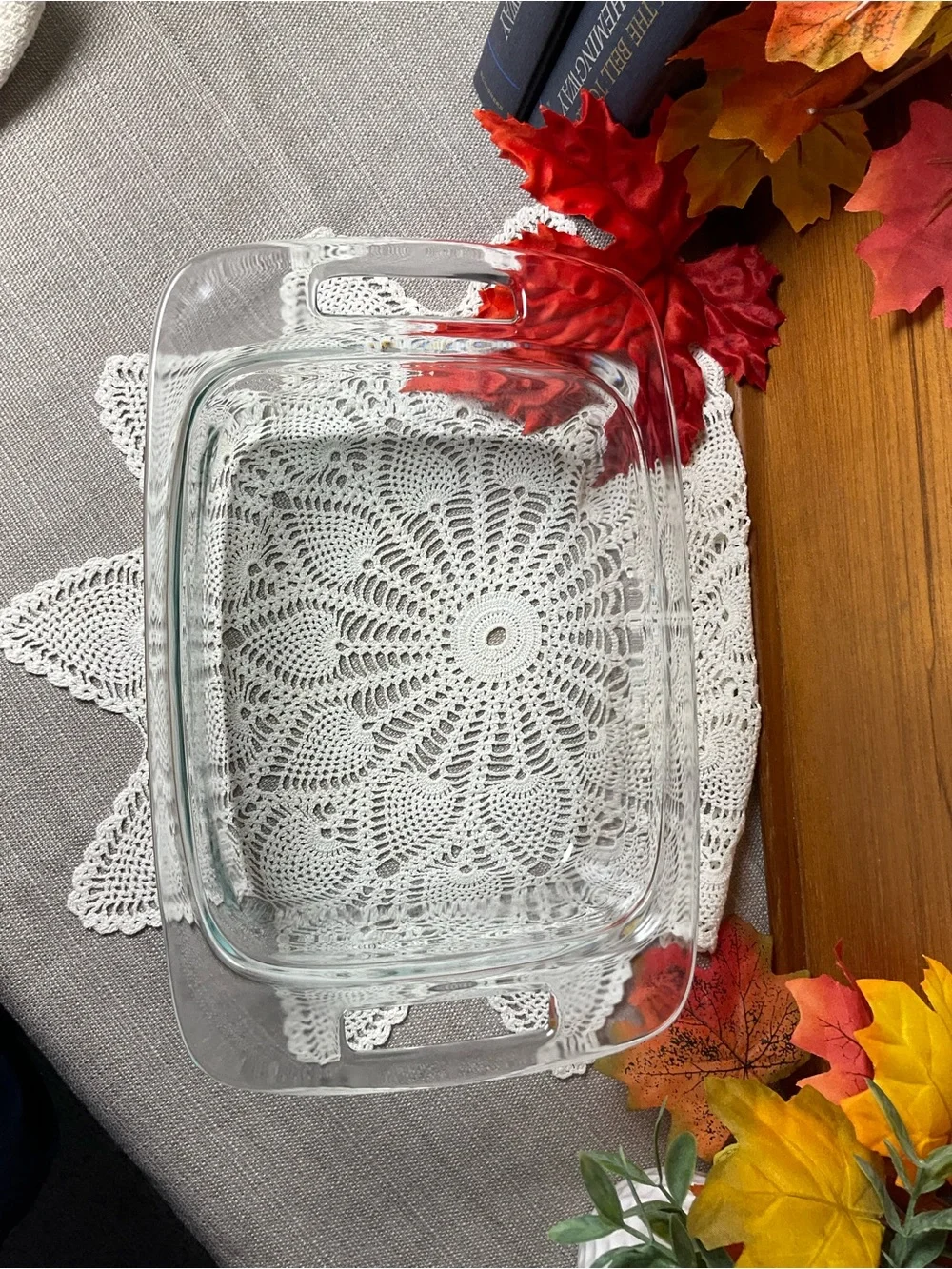 Pyrex Easy Grab 2 Qt Clear Glass Casserole Dish with Lid C-024 & C-624
